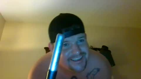 Snapshot of longlastingviking chatting on 10-25-25, 06:43 longlastingviking online show from 10-25-25, 06:43