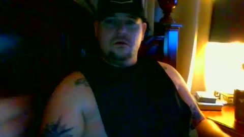 Snapshot of longlastingviking chatting on 11-20-25, 02:23 longlastingviking online show from 11-20-25, 02:23