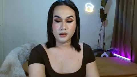 Snapshot of longoria_crawford chatting on 09-21-25, 05:47 My Lover Dadddy roberto online show from 09-21-25, 05:47