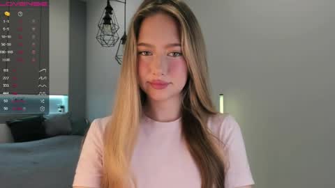 Snapshot of longoriaeva chatting on 06-09-26, 01:56 Eva online show from 06-09-26, 01:56