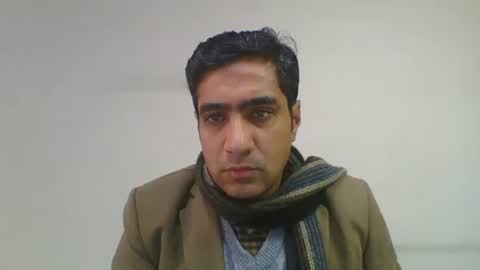 Snapshot of longthick1985 chatting on 12-31-24, 04:06 Lleida-man online show from 12-31-24, 04:06