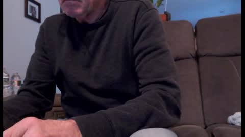 looking469 online show from 02-27-26, 01:00