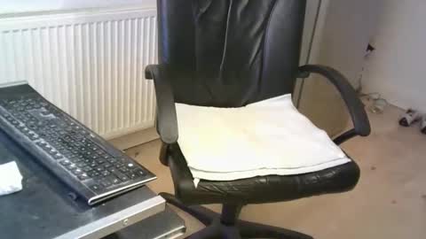 Snapshot of lookingforx666 chatting on 10-20-25, 06:58 Lookingforx666 online show from 10-20-25, 06:58