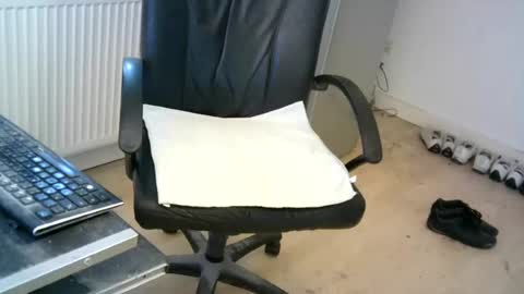 Lookingforx666 online show from 07-01-26, 11:34