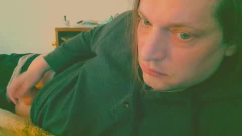 Snapshot of lopps420 chatting on 03-17-26, 09:18 lopps420 online show from 03-17-26, 09:18