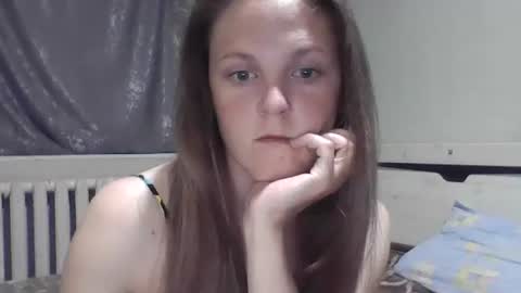 Lora online show from 06-07-26, 09:18