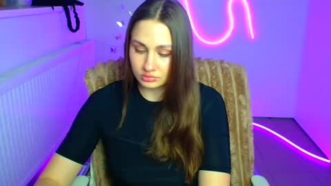 Lora online show from 03-11-26, 12:22