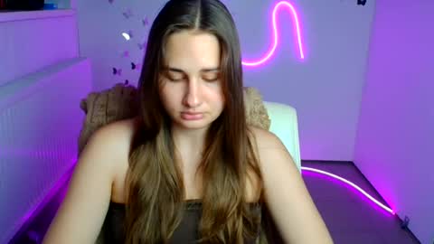 Lora online show from 06-23-26, 06:00