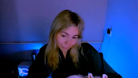 Snapshot of loraboyar chatting on 05-12-26, 02:41 Lora online show from 05-12-26, 02:41