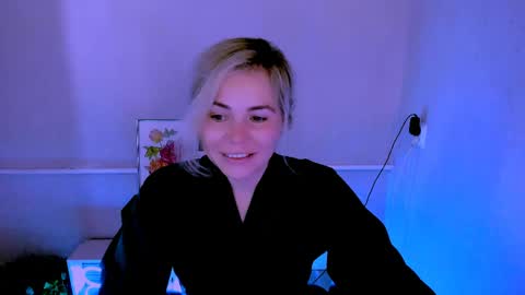 Snapshot of loraboyar chatting on 05-25-26, 02:39 Lora online show from 05-25-26, 02:39