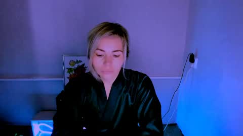 Snapshot of loraboyar chatting on 05-26-26, 02:29 Lora online show from 05-26-26, 02:29