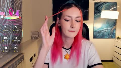 Snapshot of loradimmick chatting on 10-10-25, 09:08 Lora online show from 10-10-25, 09:08