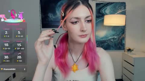 Snapshot of loradimmick chatting on 10-25-25, 11:51 Lora online show from 10-25-25, 11:51