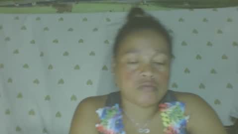 LorahxVane online show from 05-06-26, 12:10