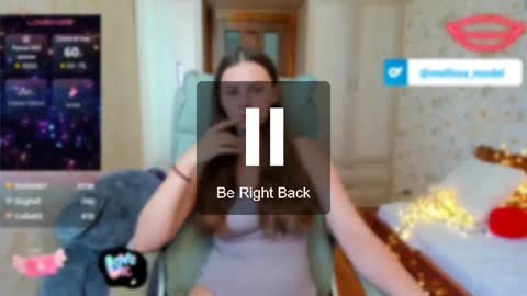 Snapshot of loratempt chatting on 07-19-26, 07:23 Lorik online show from 07-19-26, 07:23