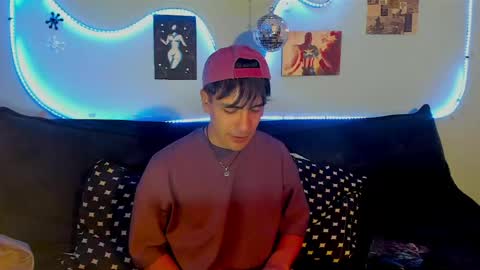 Snapshot of lord_apoloo chatting on 04-26-26, 07:17 Apolo online show from 04-26-26, 07:17