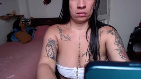 Snapshot of lore_02 chatting on 09-27-25, 04:23 lore online show from 09-27-25, 04:23