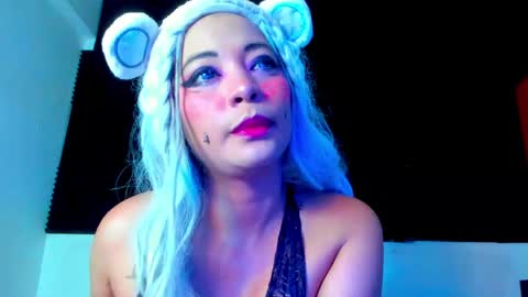 Lore Depp online show from 05-19-26, 09:43