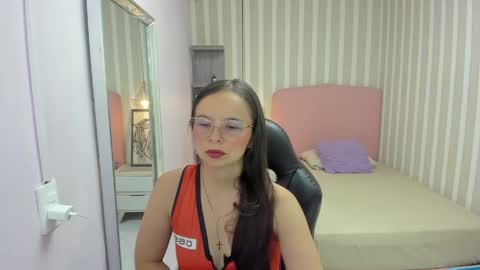 Snapshot of lorelaigiven chatting on 05-30-26, 12:24 lorelaigiven online show from 05-30-26, 12:24