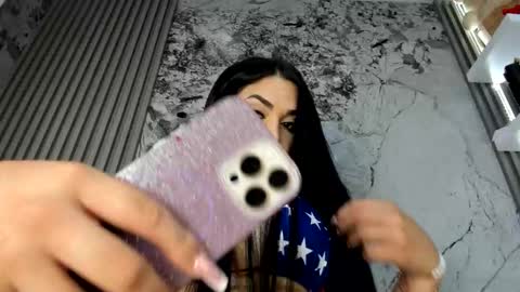 Snapshot of loren_baker chatting on 11-26-25, 11:11 Doll Queen online show from 11-26-25, 11:11