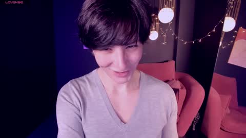 Snapshot of loren_daze chatting on 01-24-25, 03:13 Loren online show from 01-24-25, 03:13