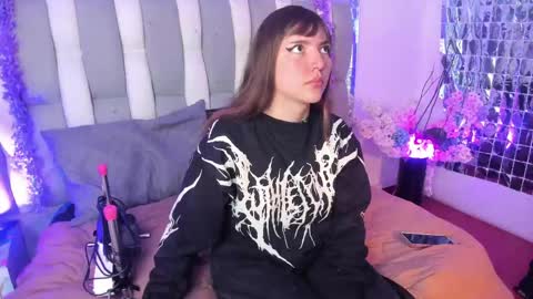 Loren   online show from 06-01-26, 12:07