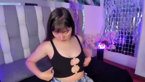 Loren   online show from 06-02-26, 12:29