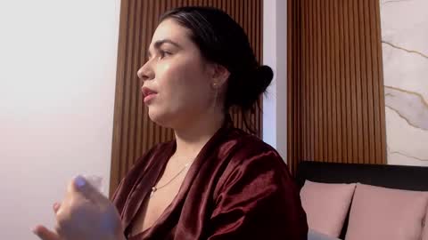 Loren online show from 04-19-26, 03:17