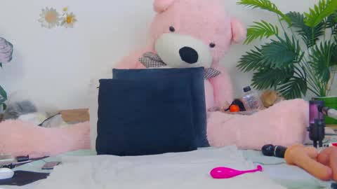 Snapshot of lorena422 chatting on 03-07-25, 08:23 Hi Im Lorena an independent model Im waiting for you for any craziness you dream of... online show from 03-07-25, 08:23