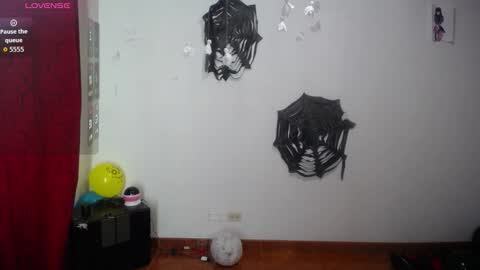 lorena494103 online show from 10-27-25, 05:33