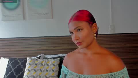 Snapshot of lorena__1 chatting on 03-19-26, 06:56 Lorena 1 online show from 03-19-26, 06:56