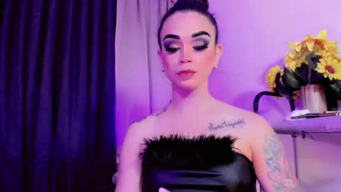 lesly lorena online show from 02-15-26, 07:51