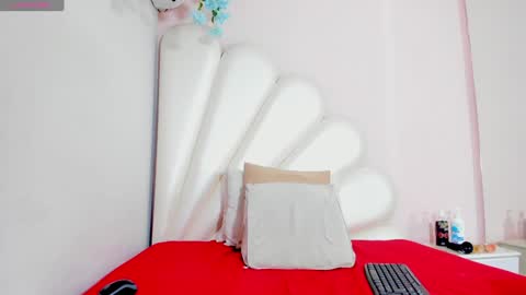 Lorena online show from 02-03-25, 01:40