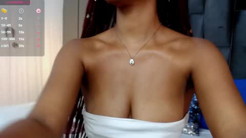 Snapshot of lorena_vieira_ chatting on 12-27-24, 09:54 Lorena Vieira  online show from 12-27-24, 09:54