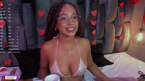 Snapshot of lorena_vieira_ chatting on 02-13-25, 10:54 Lorena Vieira  online show from 02-13-25, 10:54