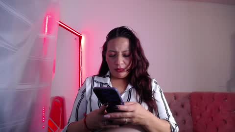 Snapshot of lorenalover24 chatting on 02-04-25, 01:23 Lorena online show from 02-04-25, 01:23