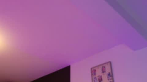 Amelia online show from 11-20-25, 04:12