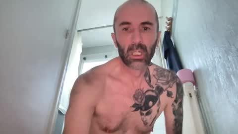 lorenzo44300 online show from 12-15-25, 03:49