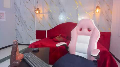 Snapshot of loress_ass_mature chatting on 11-08-25, 08:03 lorena online show from 11-08-25, 08:03