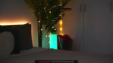 LoretteLorena online show from 10-21-25, 04:57