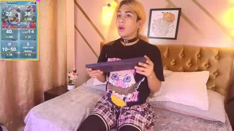 Snapshot of lorettmatthew chatting on 01-11-26, 04:39 LorettMatthew online show from 01-11-26, 04:39