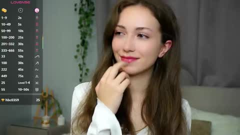 Naomi online show from 10-06-25, 09:45