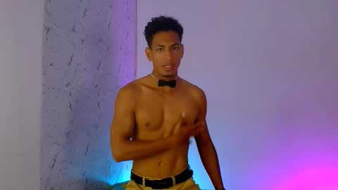 Lorian Vikel  online show from 03-08-26, 11:52