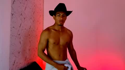 Lorian Vikel  online show from 05-07-26, 10:48