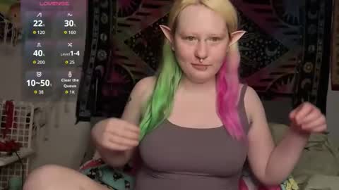 Lori Critter online show from 05-04-26, 10:22