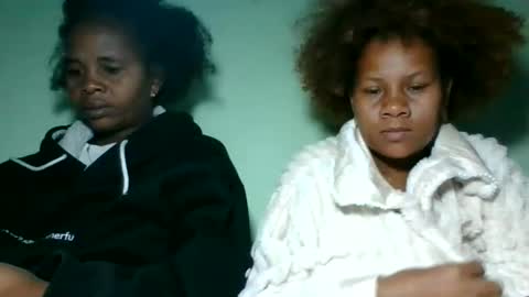 lorienne98 online show from 06-08-26, 12:36