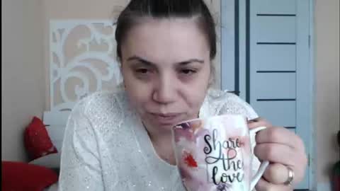 Snapshot of lorragrey chatting on 02-13-25, 07:35 LorraGrey online show from 02-13-25, 07:35