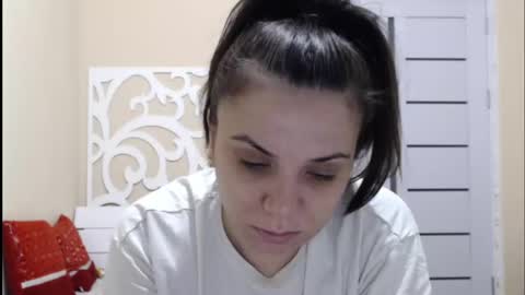 Snapshot of lorragrey chatting on 02-18-25, 04:37 LorraGrey online show from 02-18-25, 04:37