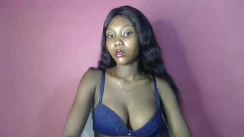 lorrycutie16 online show from 05-06-26, 12:41