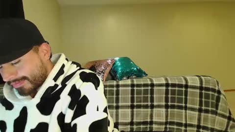 Snapshot of los_juanes chatting on 10-09-25, 11:14 JUAN JUAN online show from 10-09-25, 11:14